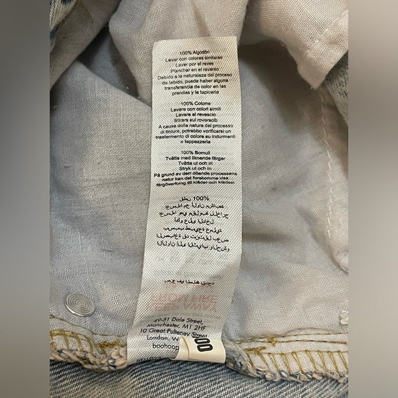 Boohoo Acid Wash distressed denim mom shorts women’s size 12 - Picture 8 of 9